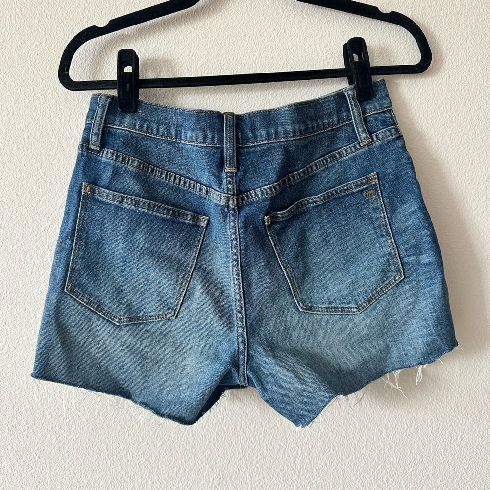 madewell high-rise denim cutoff shorts in glenoaks wash - Picture 4 of 12